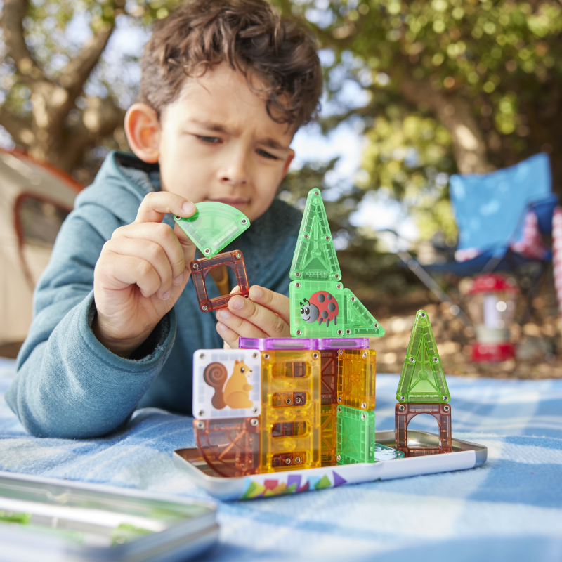 Micro Mags Travel Set Tree House 24pc - Magna Tiles