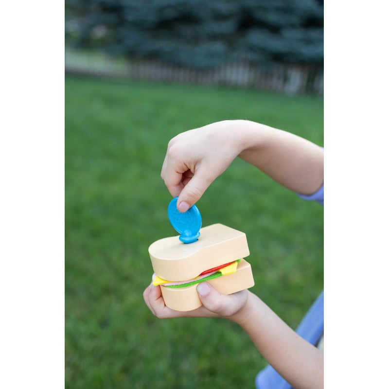 Pretendables Picnic Basket Set - Fat Brain