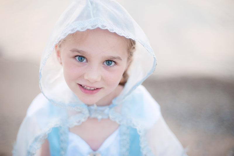 Blue &amp; Silver Snow Queen  Hooded Cape size 3-4 - Great Pretenders