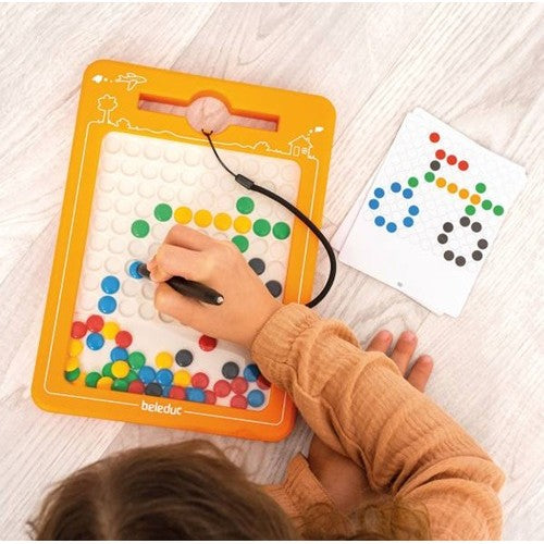Magnetic Board Set &amp; Sort - Hape