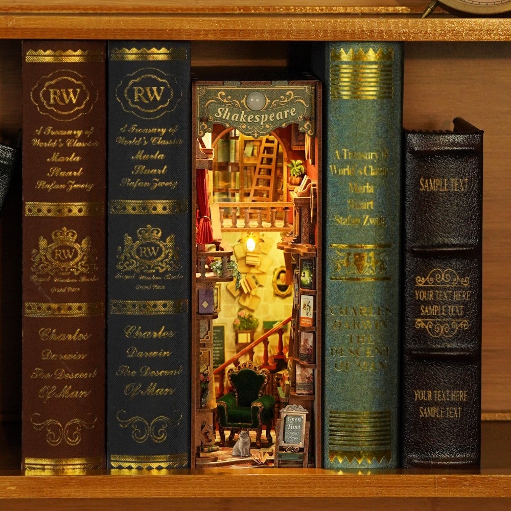 Left Bank DIY Book Nook Kit - Tonecheer