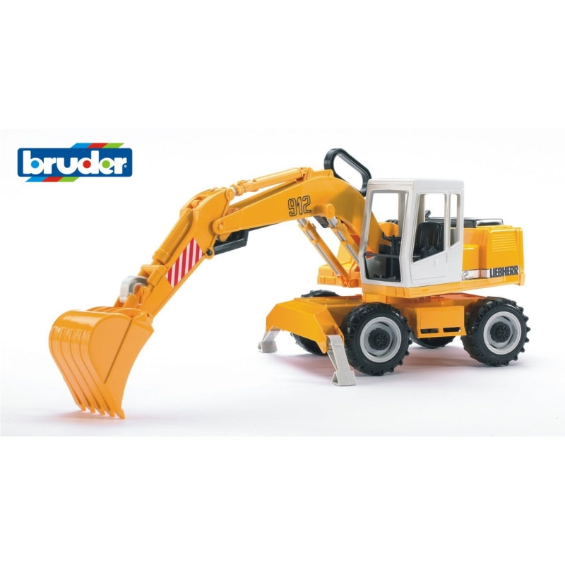 Liebherr Wheeled Excavator 1:16 - Bruder