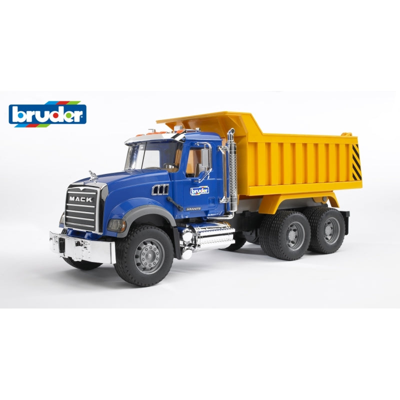 MACK Granite Tip Truck 1:16 - Bruder