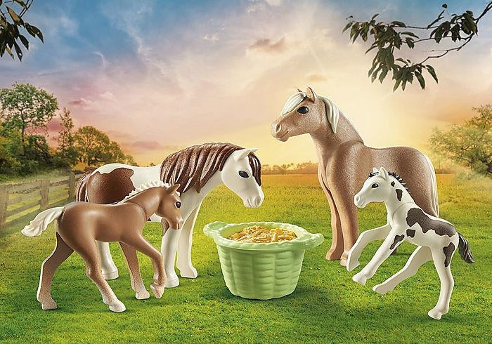 2 Icelandic Horses with Foals - Playmobil
