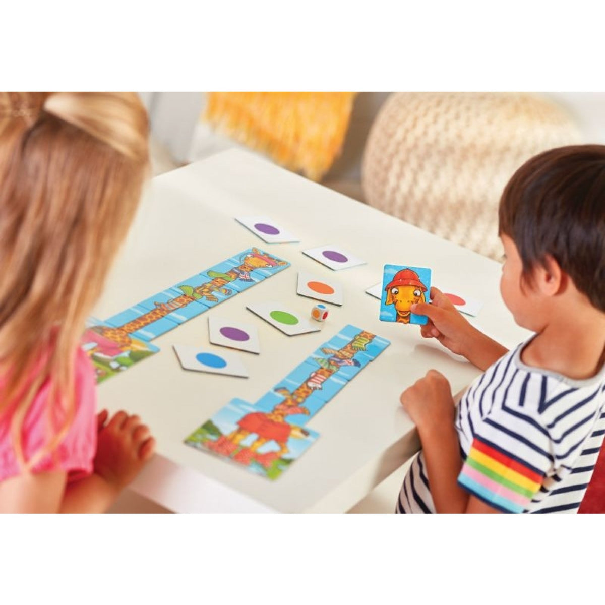 Giraffes in Scarves - Orchard Toys